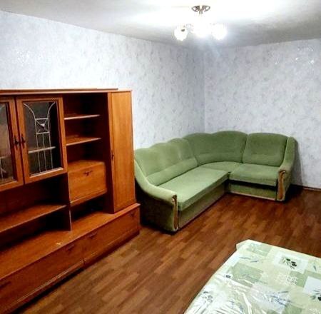 Оренда 1-кімнатної квартири 32 м², Варненська вул.