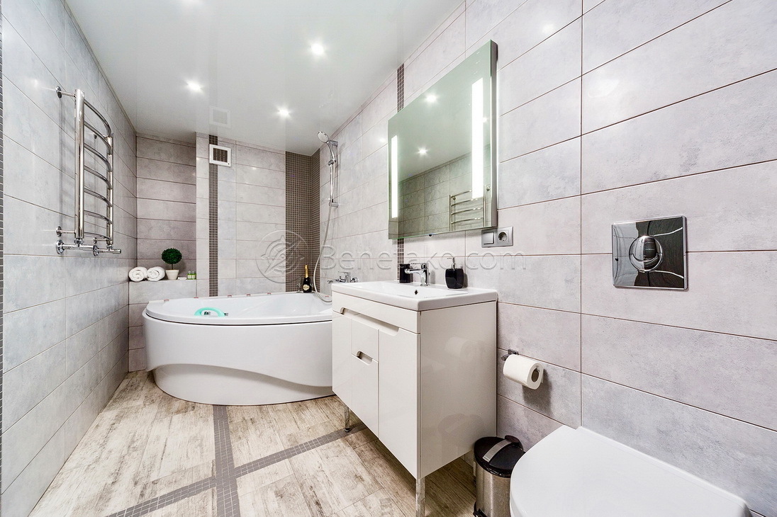 Аренда 4-комнатной квартиры 100 м², Ланжероновская ул., 21