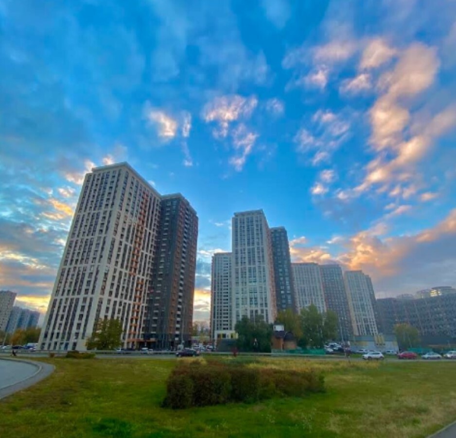 Продажа 3-комнатной квартиры 83 м², Днепровская наб., 18А