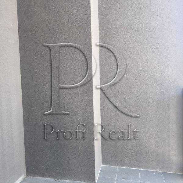 Продажа 1-комнатной квартиры 37 м², Днепроводская ул., 1А