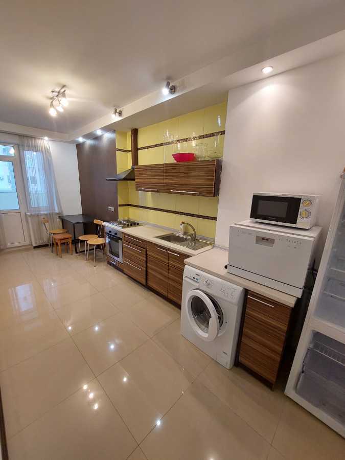 Аренда 1-комнатной квартиры 50 м², Кадетский Гай ул., 6