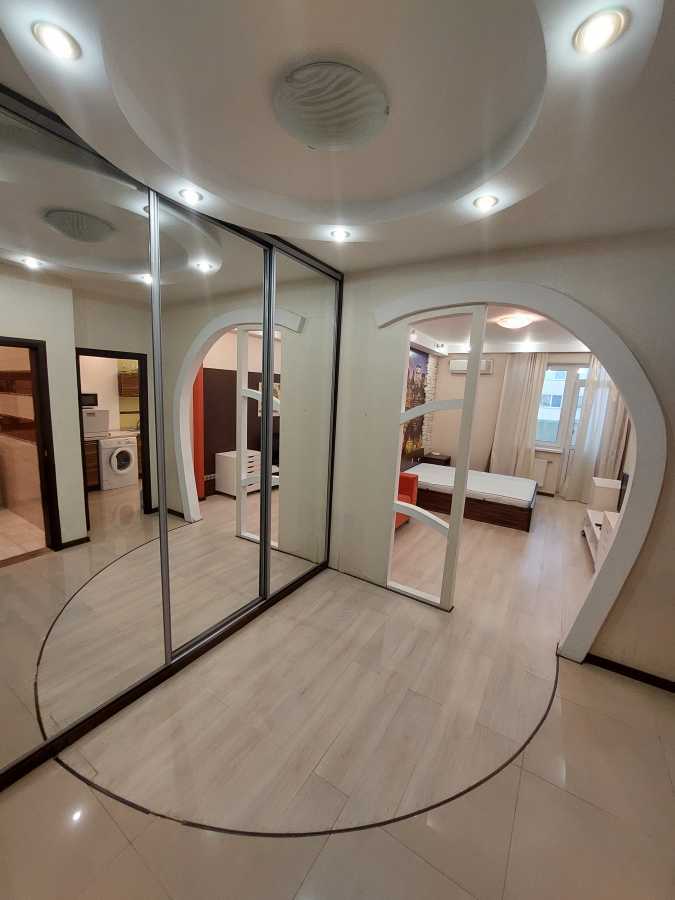 Аренда 1-комнатной квартиры 50 м², Кадетский Гай ул., 6