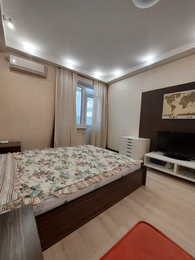 Аренда 1-комнатной квартиры 50 м², Кадетский Гай ул., 6