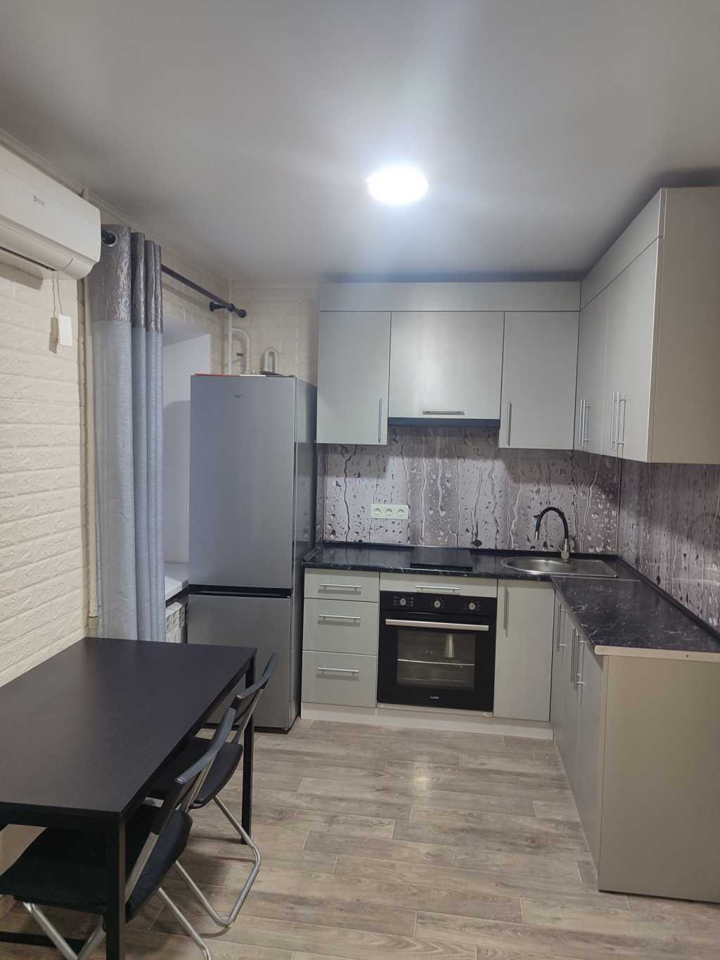 Продажа 1-комнатной квартиры 29.4 м², Незалежності