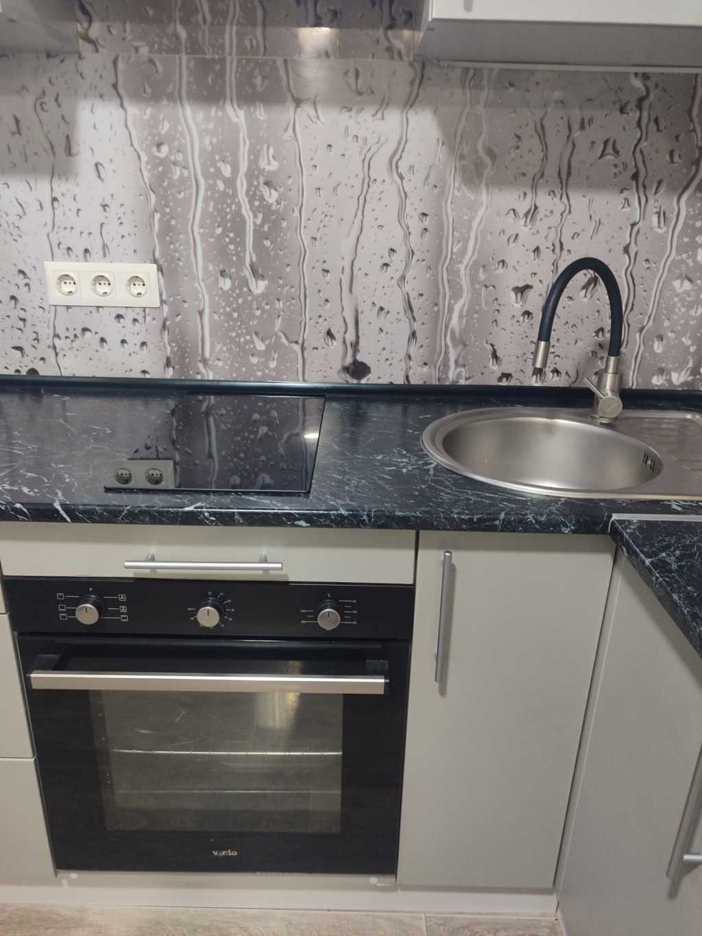 Продажа 1-комнатной квартиры 29.4 м², Незалежності