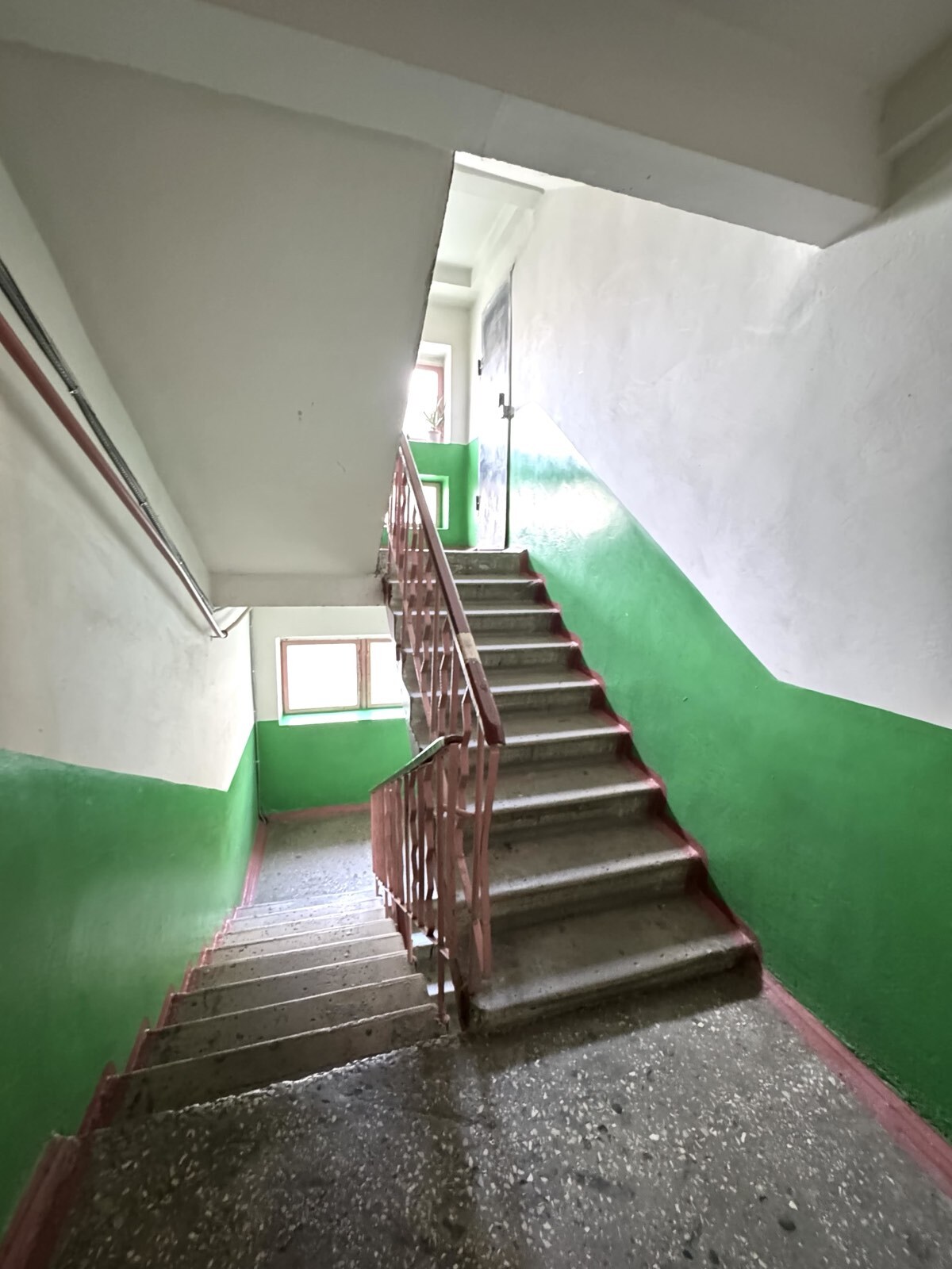 Продажа 1-комнатной квартиры 37 м², Александровская ул.