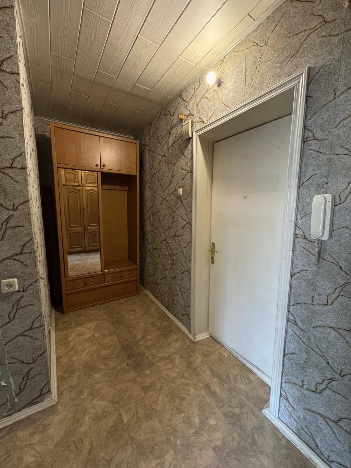 Продажа 1-комнатной квартиры 37 м², Александровская ул.