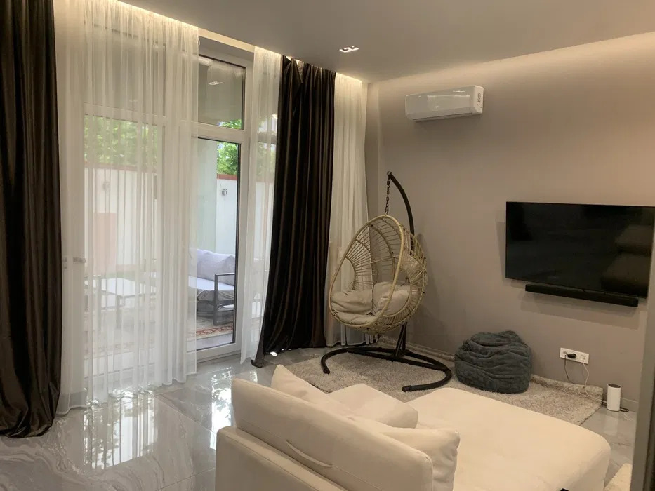 Аренда дома 270 м², Товарная ул.