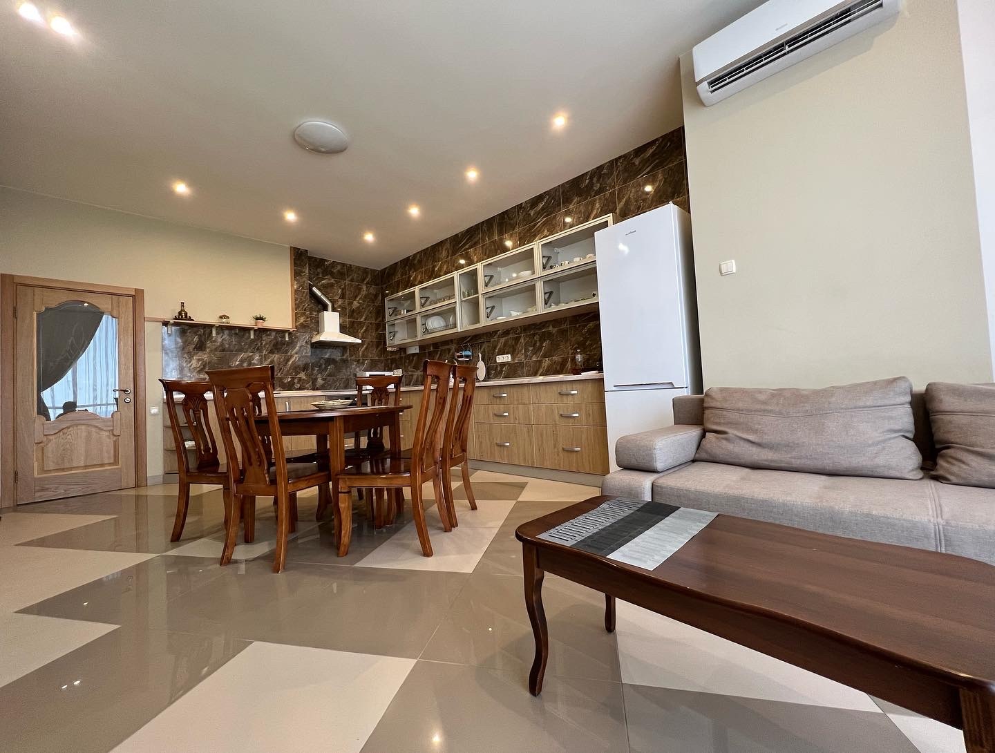 Аренда 2-комнатной квартиры 116 м², Гагаринське плато, 5/2