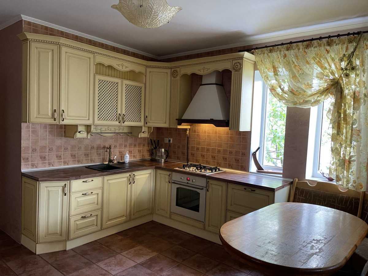 Аренда дома 200 м², Прилуцкая ул.