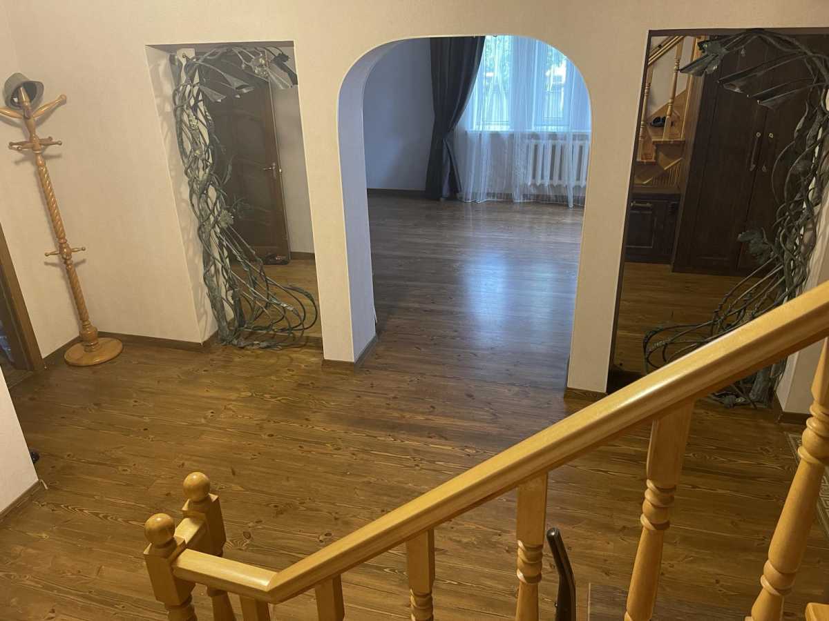 Аренда дома 200 м², Прилуцкая ул.