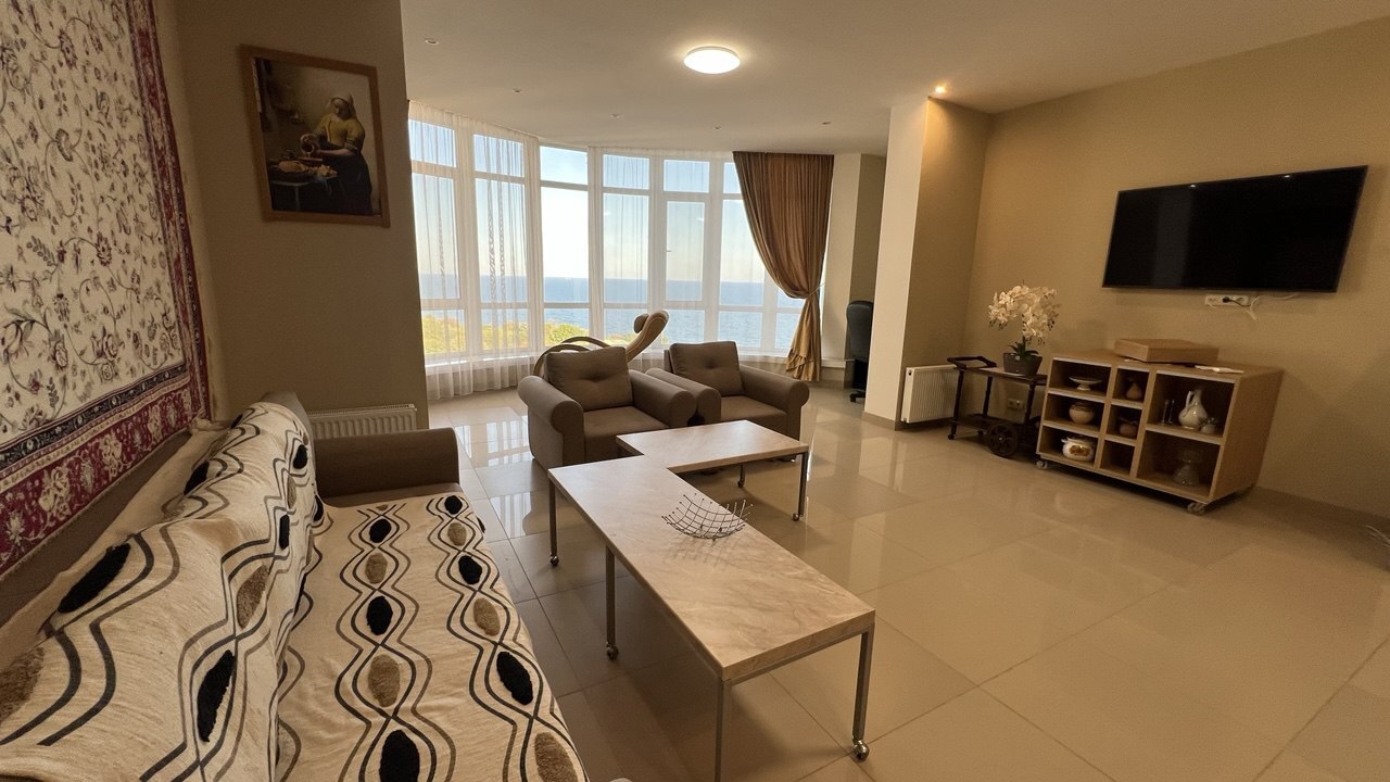 Аренда 3-комнатной квартиры 163 м², Гагаринское Плато ул., 5/2