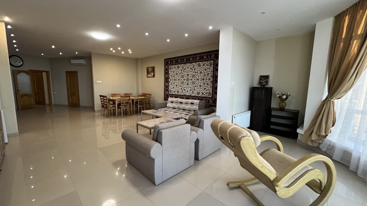 Аренда 3-комнатной квартиры 163 м², Гагаринское Плато ул., 5/2