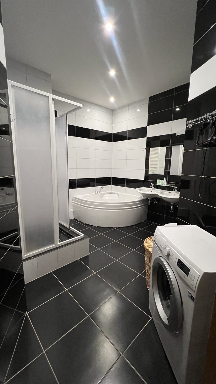 Аренда 3-комнатной квартиры 163 м², Гагаринское Плато ул., 5/2