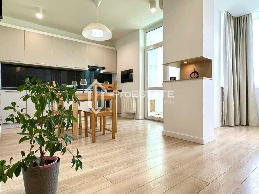 Продажа 1-комнатной квартиры 45 м², Вышгородская ул., 45/4