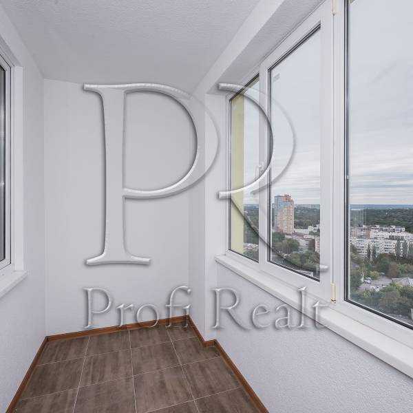 Продажа 2-комнатной квартиры 66 м², Голосеевский просп., 95А