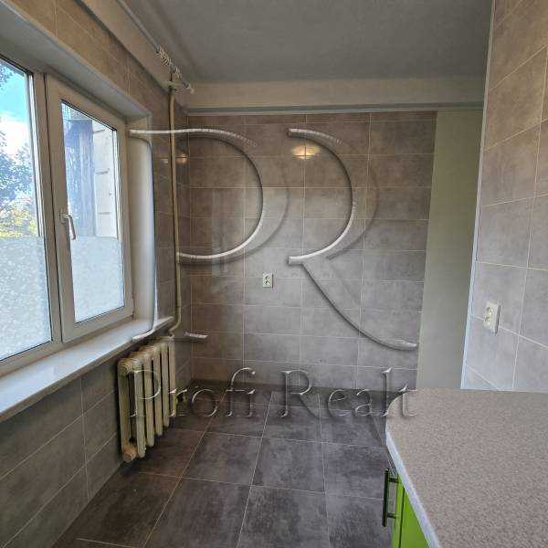 Продаж 2-кімнатної квартири 46 м², Перемоги просп., 88/2