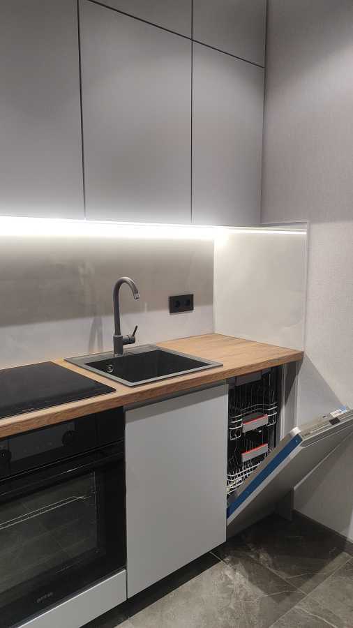 Оренда 1-кімнатної квартири 45.3 м², Олександра Олеся вул., 8/17