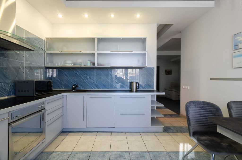 Аренда 1-комнатной квартиры 67 м², Жилянская ул., 59