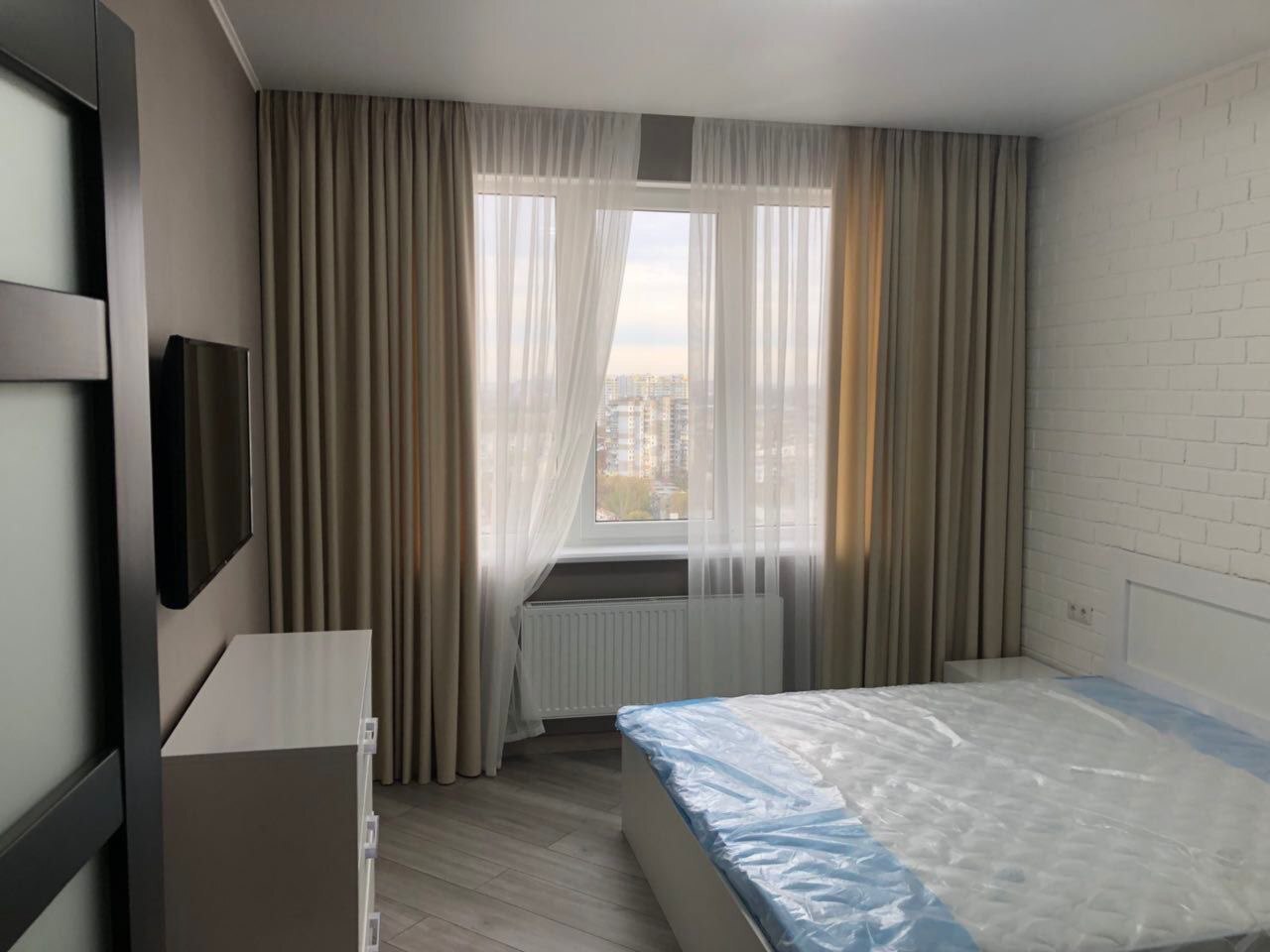 Продаж 1-кімнатної квартири 45 м², Середньофонтанська вул., 35