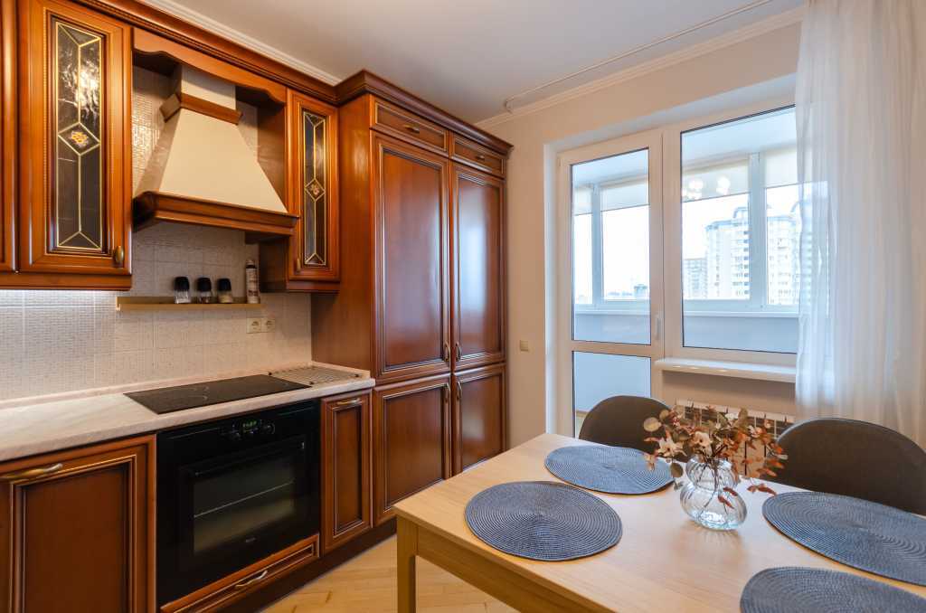 Оренда 2-кімнатної квартири 70 м², Юрія Шумського вул., 1А