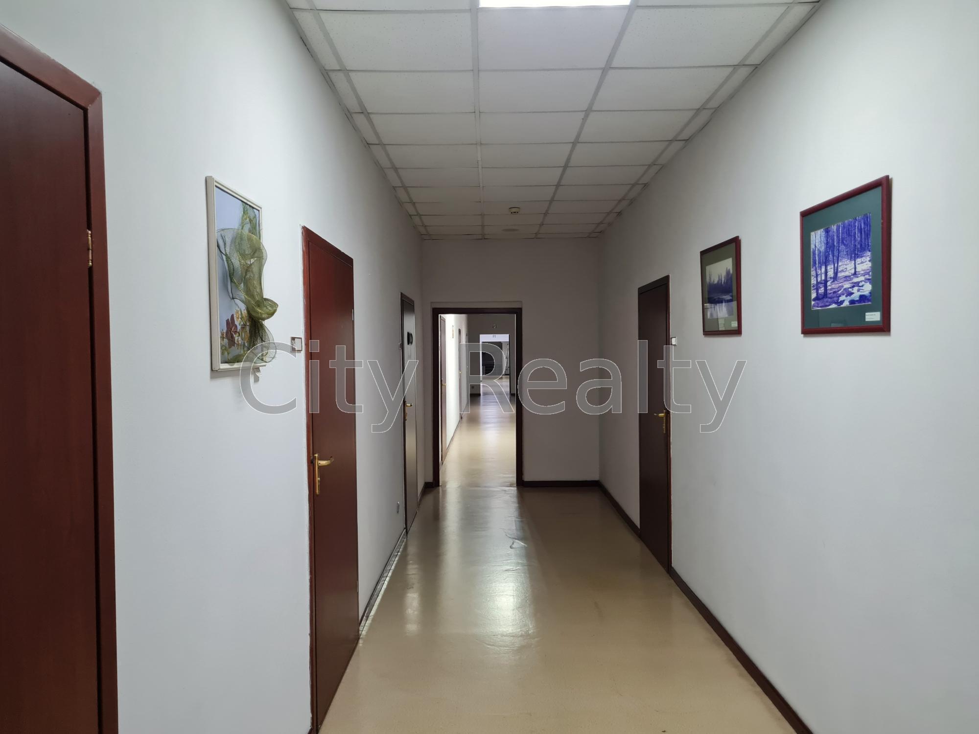 Оренда офісу 57 м², Новозабарська вул., 2/6