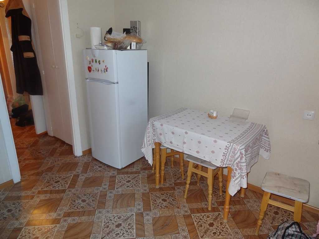 Оренда 1-кімнатної квартири 38 м², Героїв Дніпра вул., 34Б