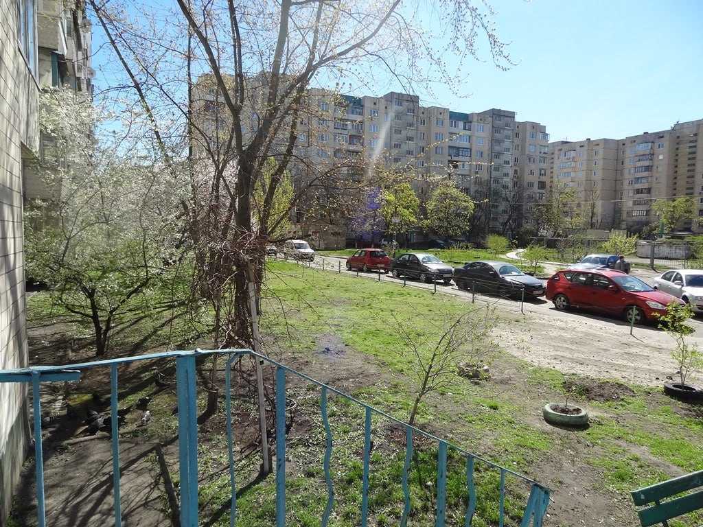 Оренда 1-кімнатної квартири 38 м², Героїв Дніпра вул., 34Б