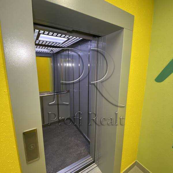 Продажа 2-комнатной квартиры 70 м², Тираспольська вулиця, 52