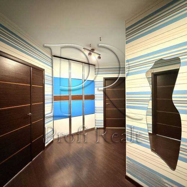 Продажа 3-комнатной квартиры 101 м², Борщаговская ул., 206