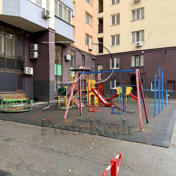 Продажа 3-комнатной квартиры 101 м², Борщаговская ул., 206