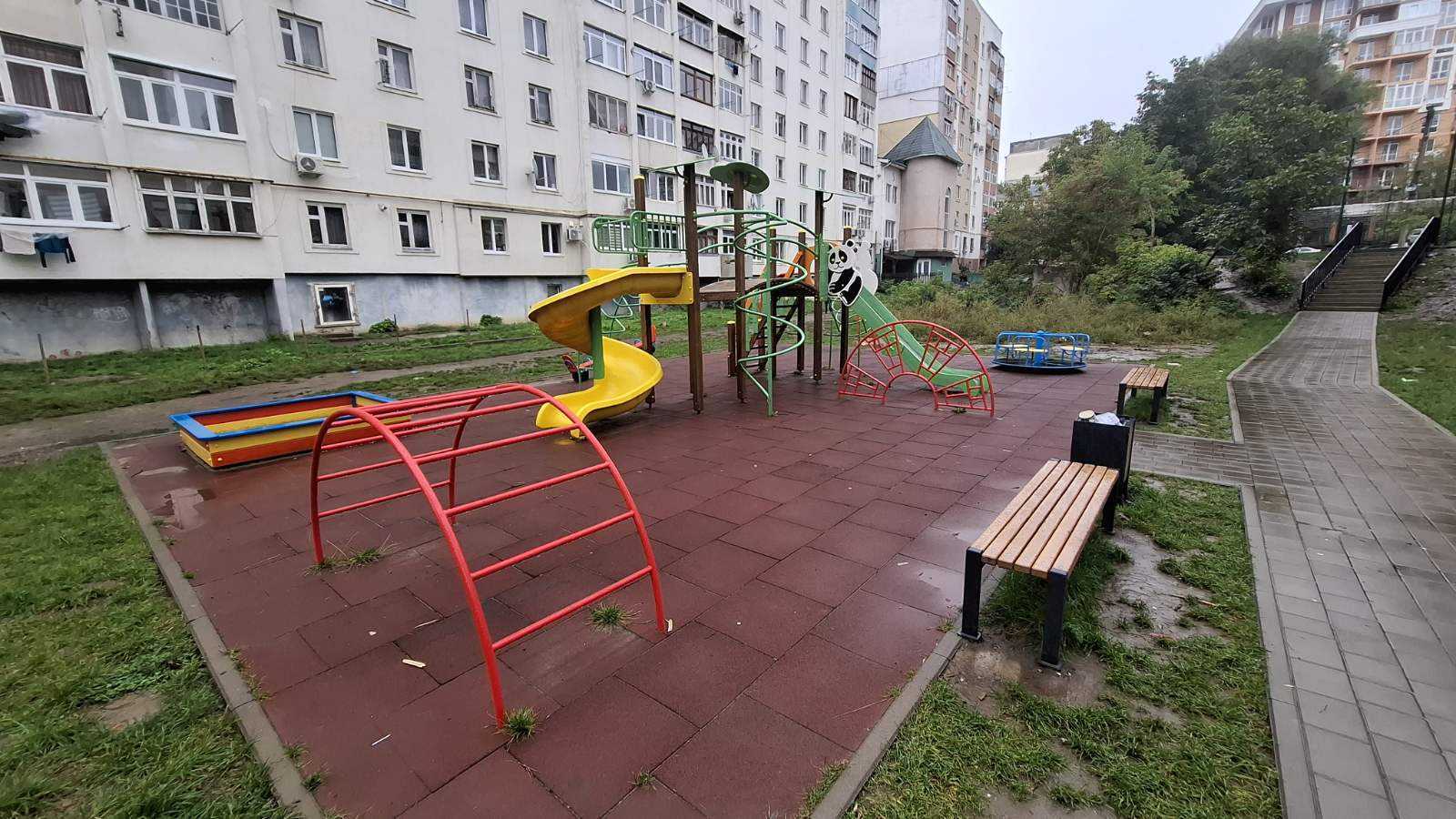 Продажа 3-комнатной квартиры 72 м², Независимости просп., 108