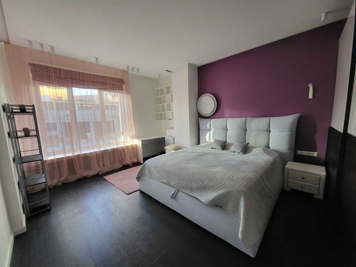 Оренда 2-кімнатної квартири 93 м², Саперне Поле вул., 5А