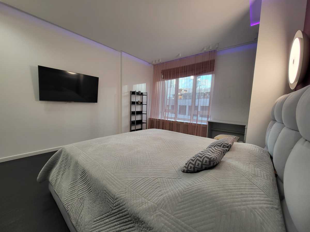 Оренда 2-кімнатної квартири 93 м², Саперне Поле вул., 5А