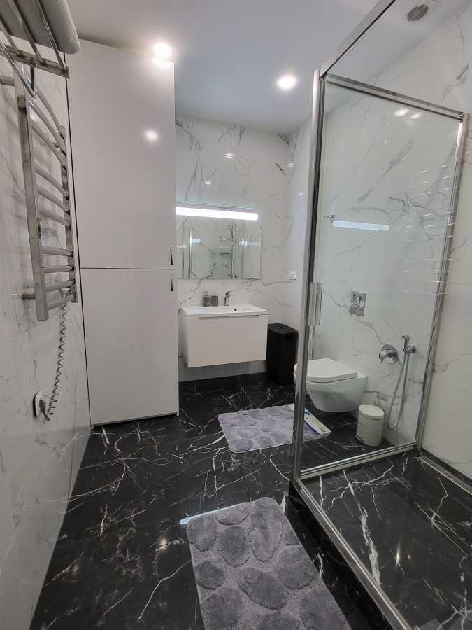 Оренда 2-кімнатної квартири 93 м², Саперне Поле вул., 5А