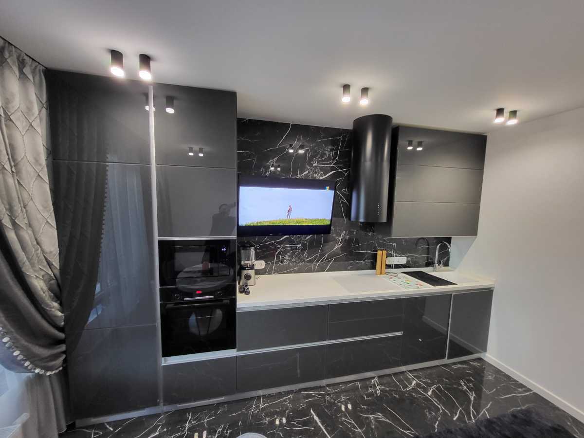 Оренда 2-кімнатної квартири 93 м², Саперне Поле вул., 5А