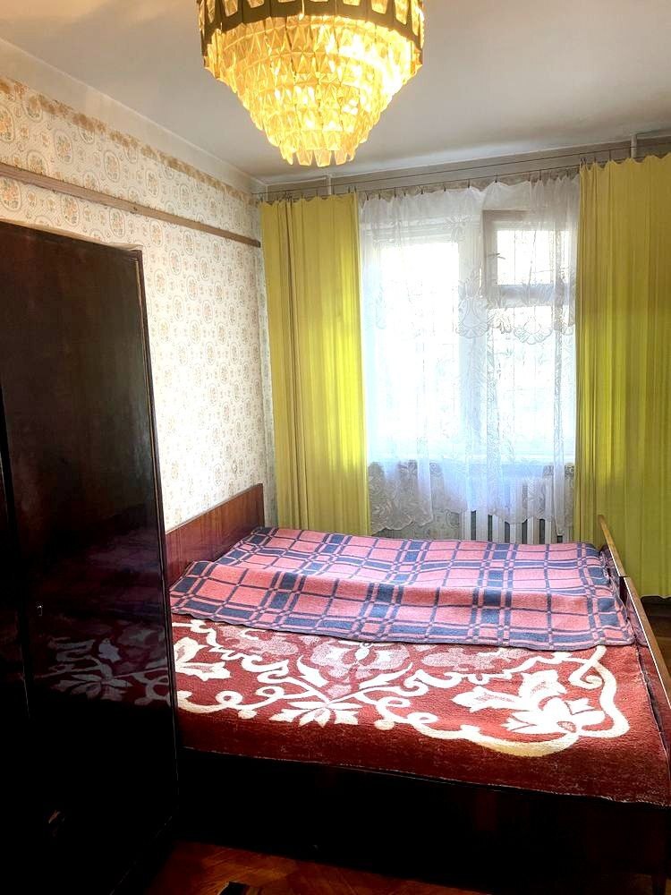 Продажа 4-комнатной квартиры 60 м², Инглези ул.