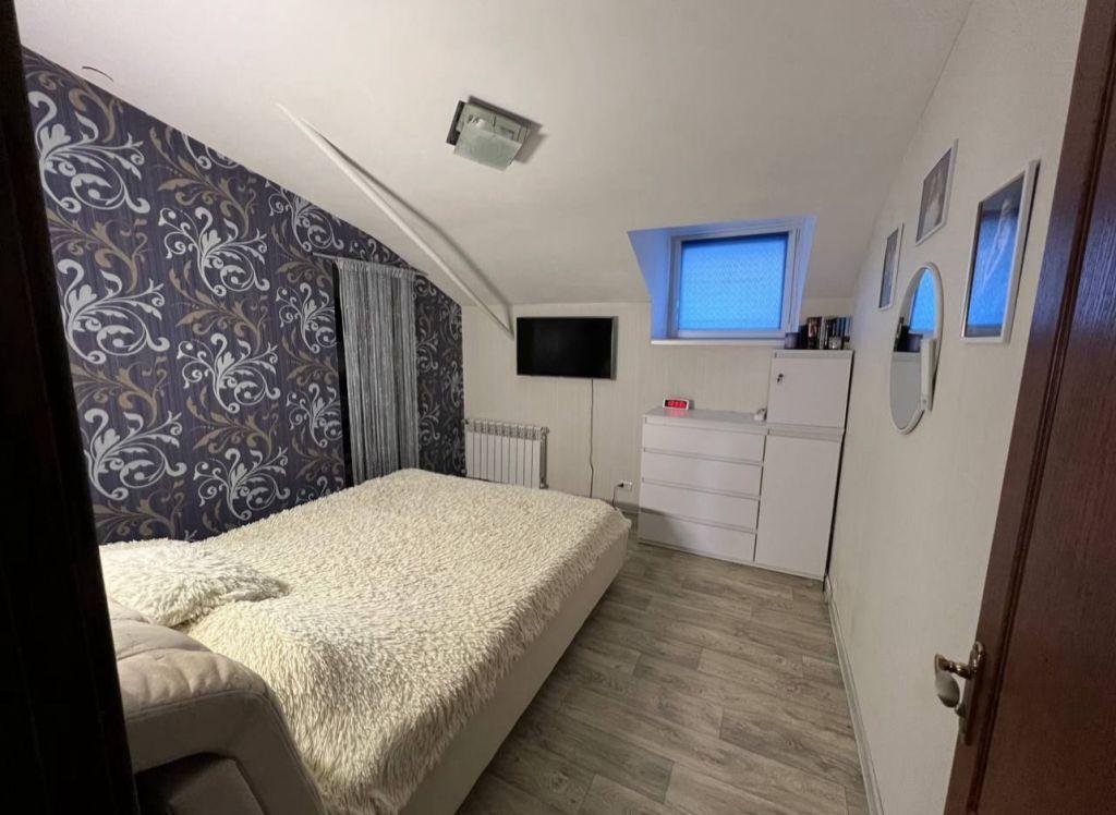 Продажа 4-комнатной квартиры 87 м², Гоголя ул.