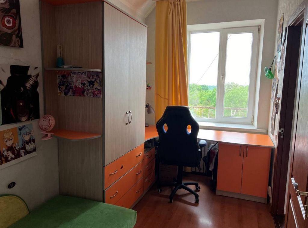 Продажа 4-комнатной квартиры 87 м², Гоголя ул.