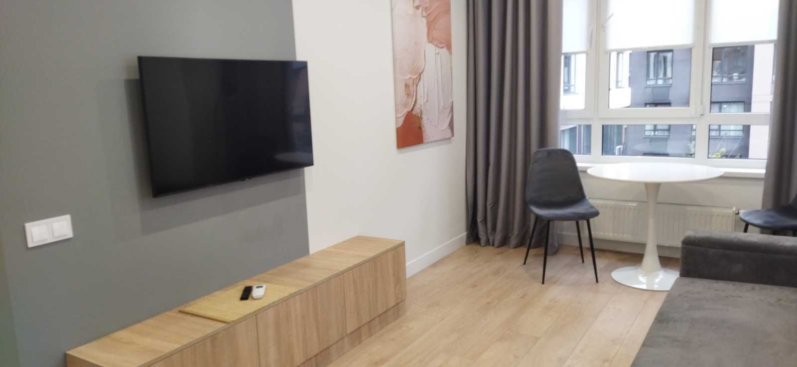 Аренда 1-комнатной квартиры 43 м², Салютная ул., 2