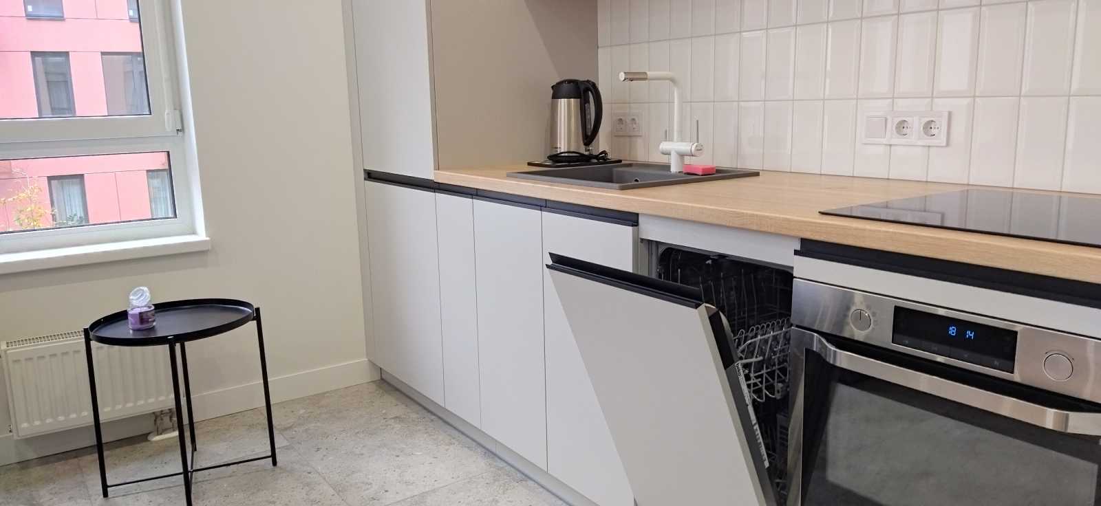 Аренда 1-комнатной квартиры 43 м², Салютная ул., 2