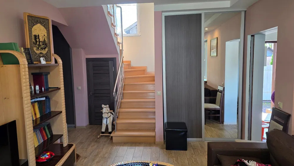 Продаж будинку 135 м²