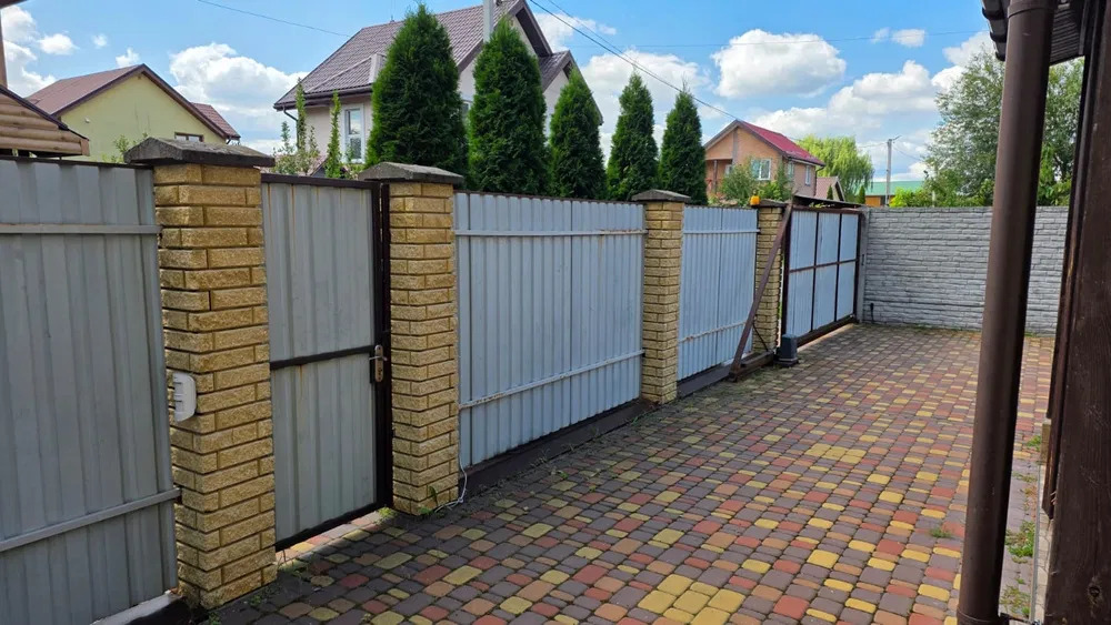 Продаж будинку 135 м²