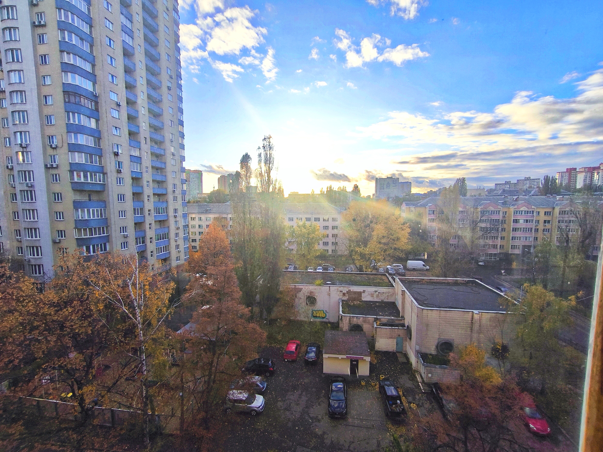 Продажа 3-комнатной квартиры 92.2 м², Славянская ул., 28