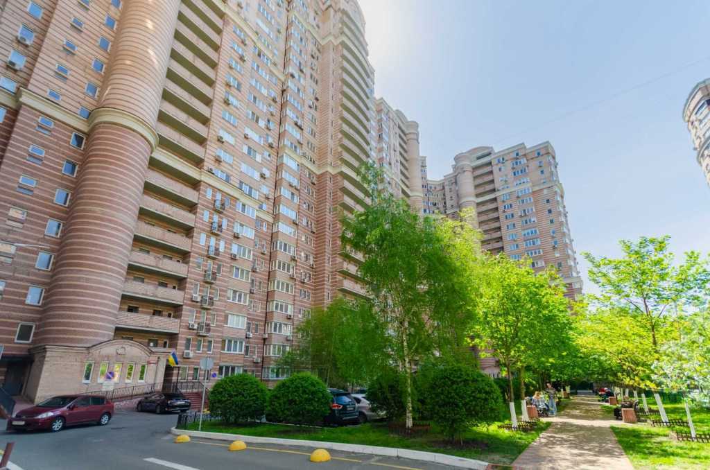 Аренда 3-комнатной квартиры 91 м², Голосеевская ул., 13б