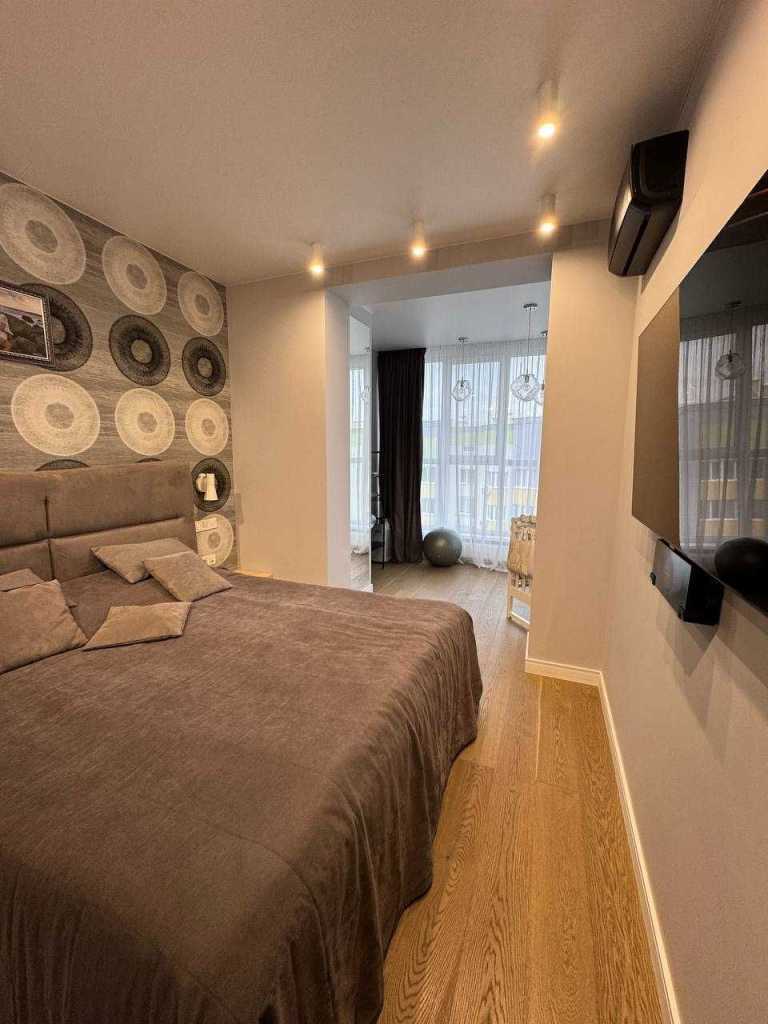 Продажа 3-комнатной квартиры 115 м², Яблоневая ул., 15