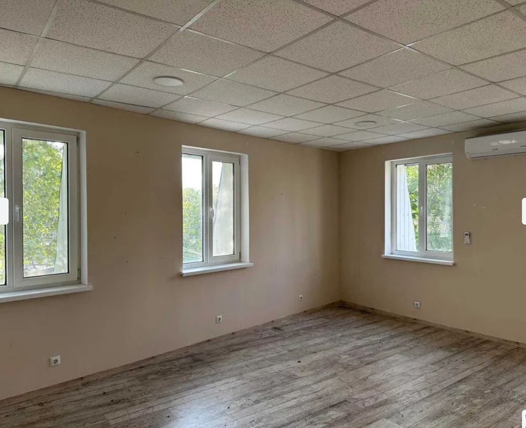 Оренда приміщення вільного призначення 140 м², Ефимова вул.