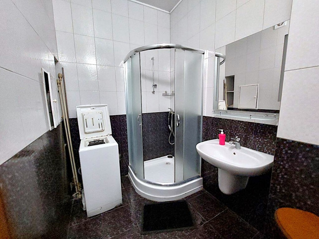 Аренда 1-комнатной квартиры 57 м², Военный спуск, 5/1