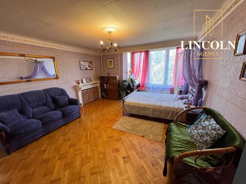 Продаж 1-кімнатної квартири 46 м², Олекси Тихого вул., 41