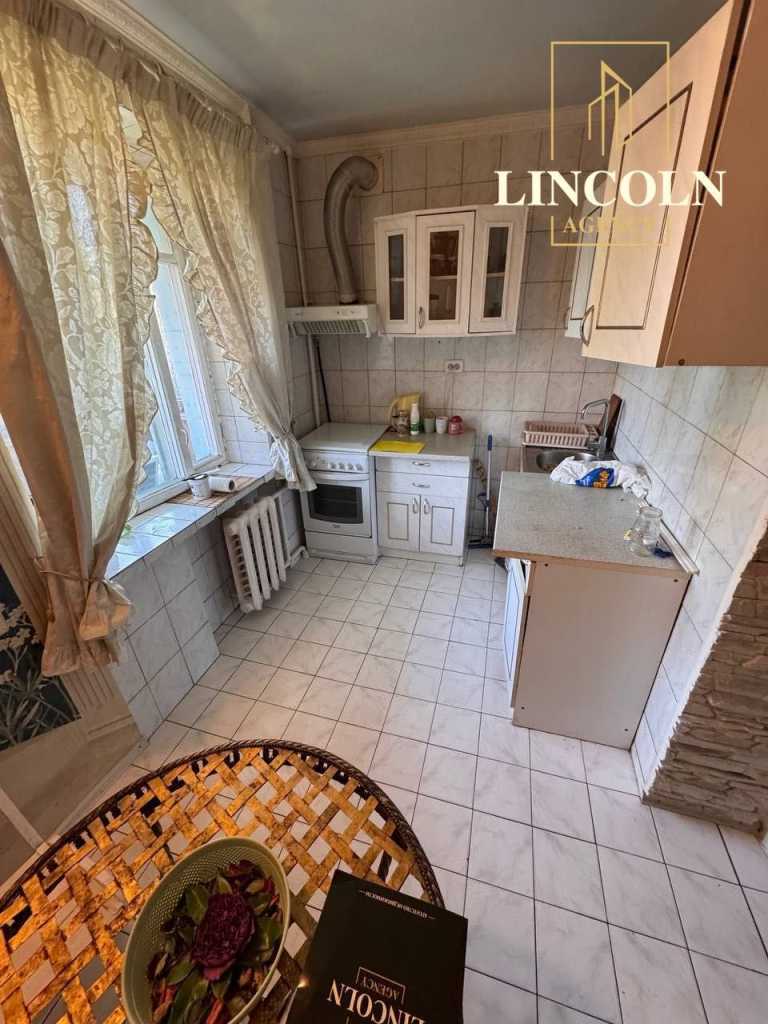 Продаж 1-кімнатної квартири 46 м², Олекси Тихого вул., 41